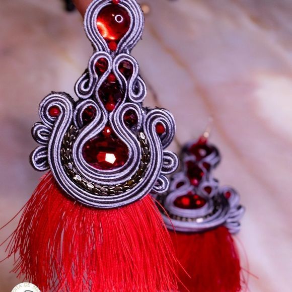 Red and Grey Soutache earrings - Picture 2 of 3